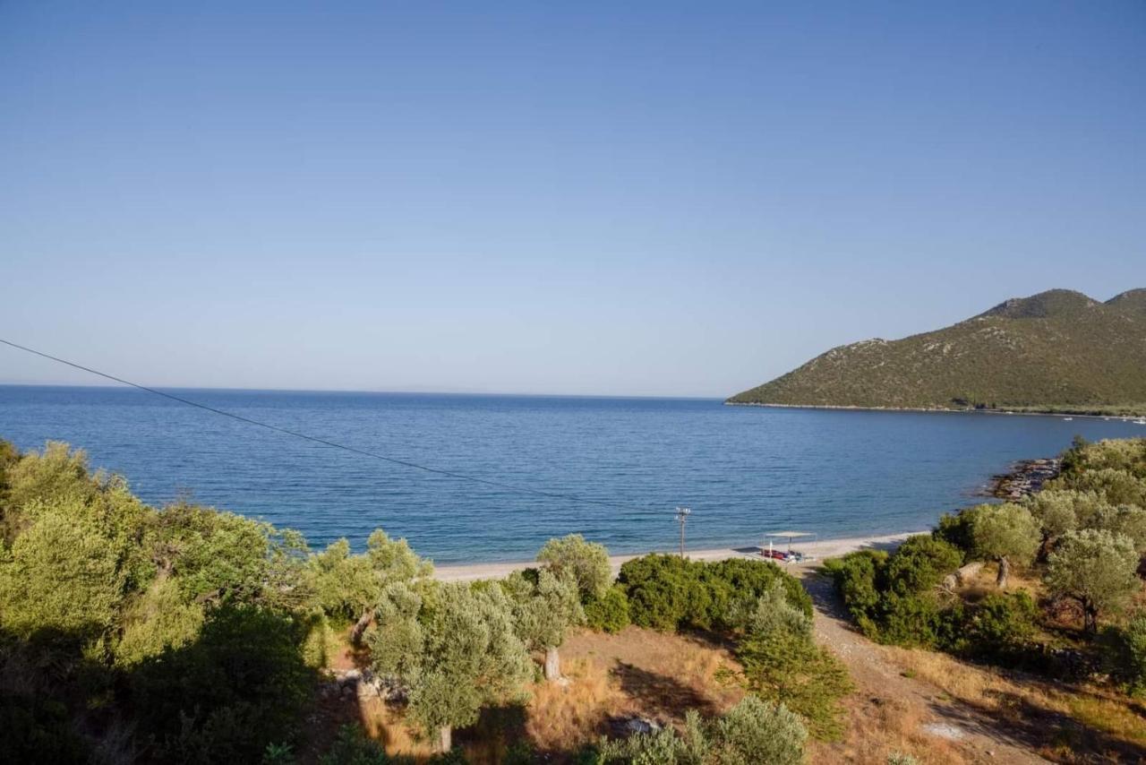 Nikole'S Villas Luxury 180M2 Tirós Eksteriør billede