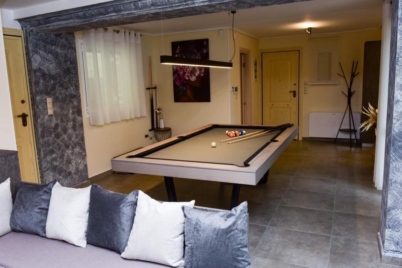 Nikole'S Villas Luxury 180M2 Tirós Eksteriør billede