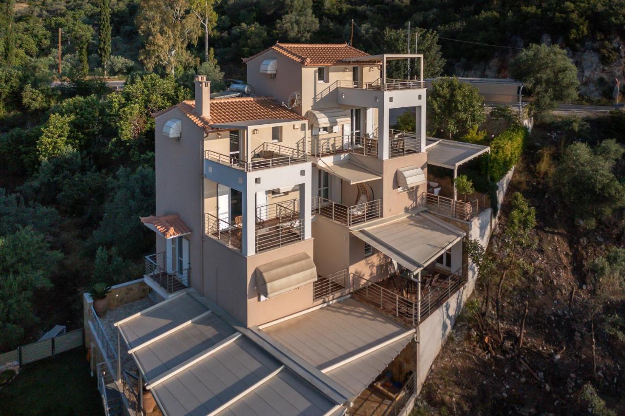 Nikole'S Villas Luxury 180M2 Tirós Eksteriør billede