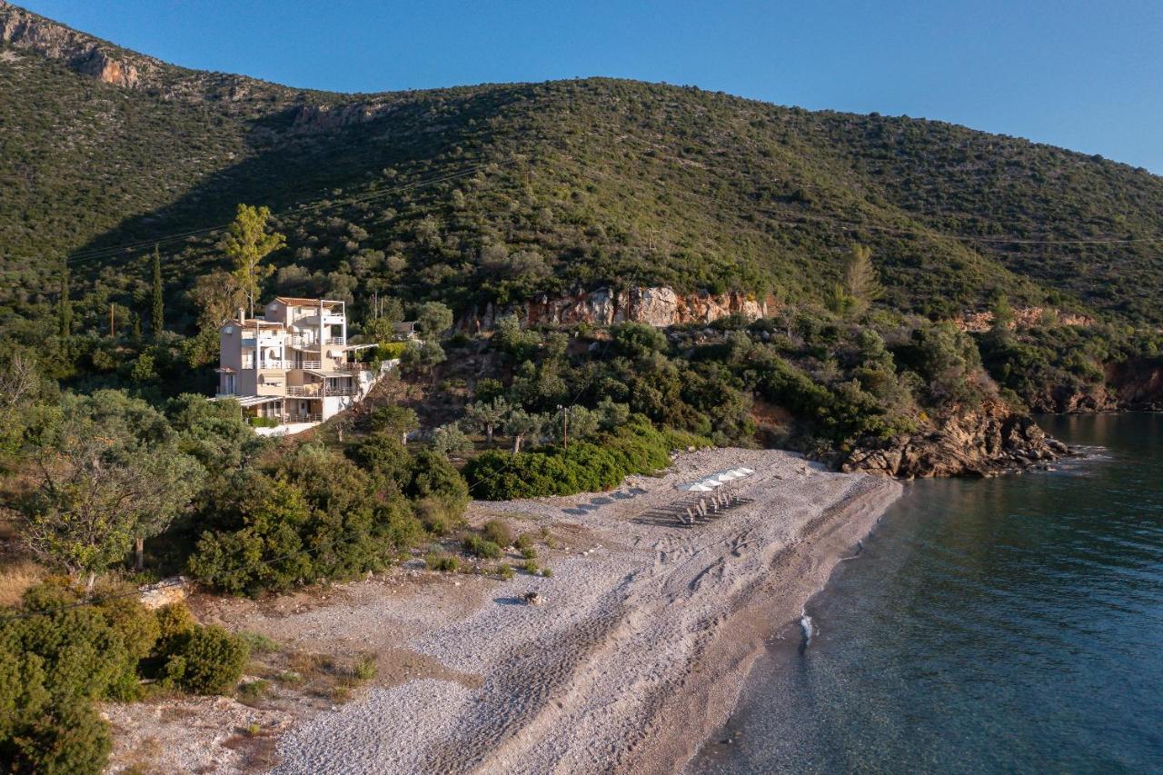 Nikole'S Villas Luxury 180M2 Tirós Eksteriør billede