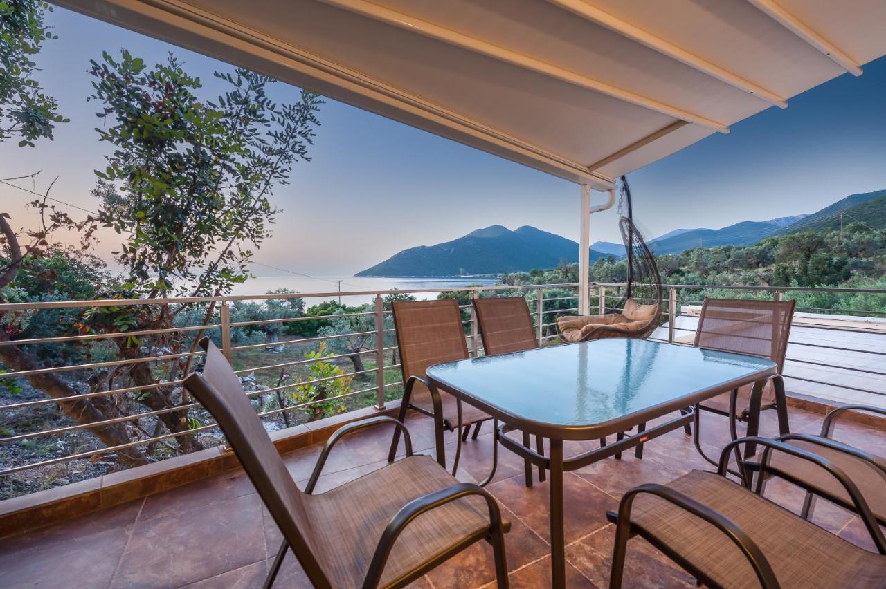 Nikole'S Villas Luxury 180M2 Tirós Eksteriør billede